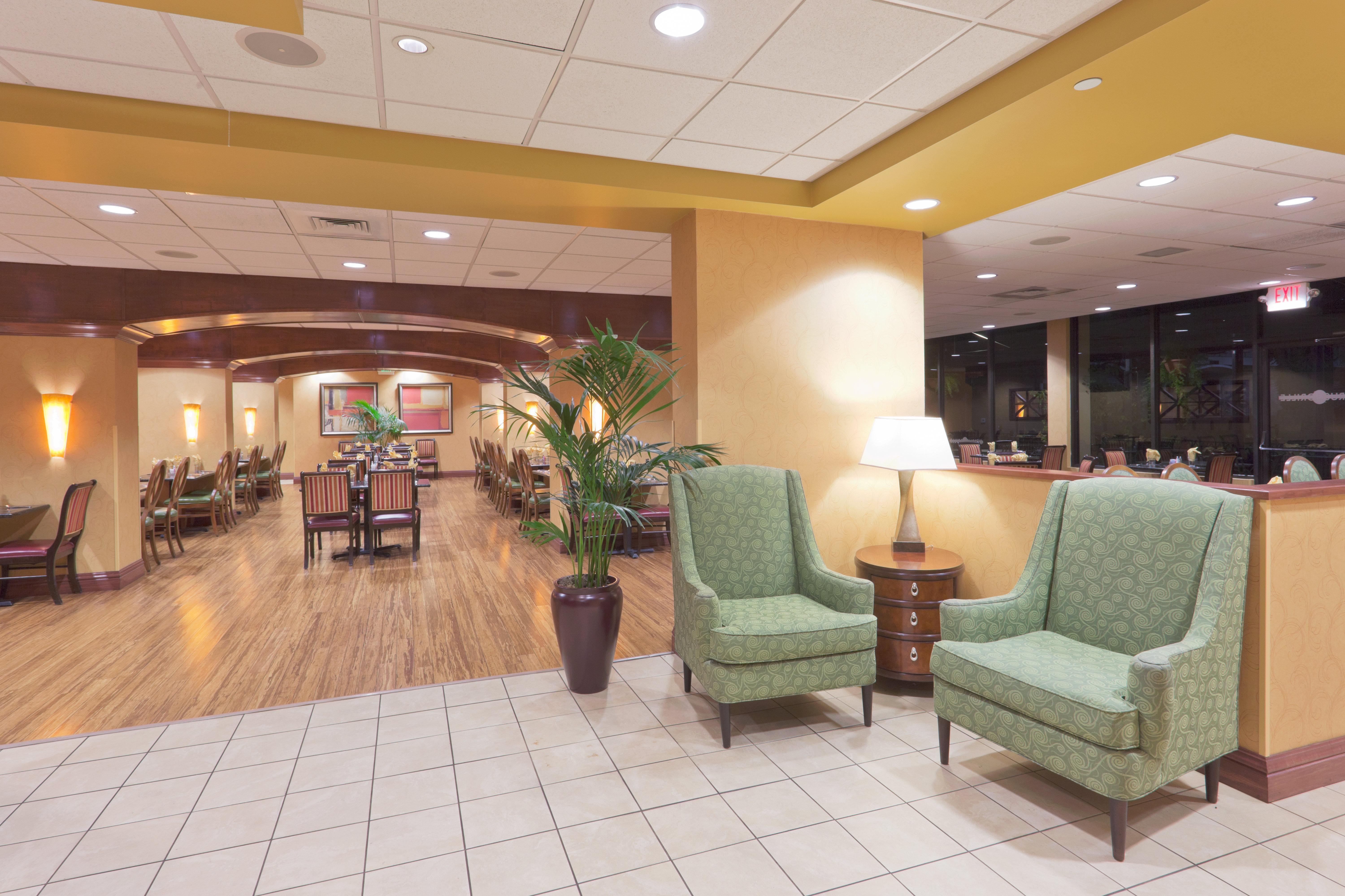 Downtown-arena By Ihg Hotel 3*